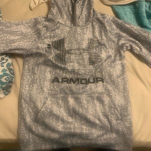 Boys Youth Medium Under Armour hoodie